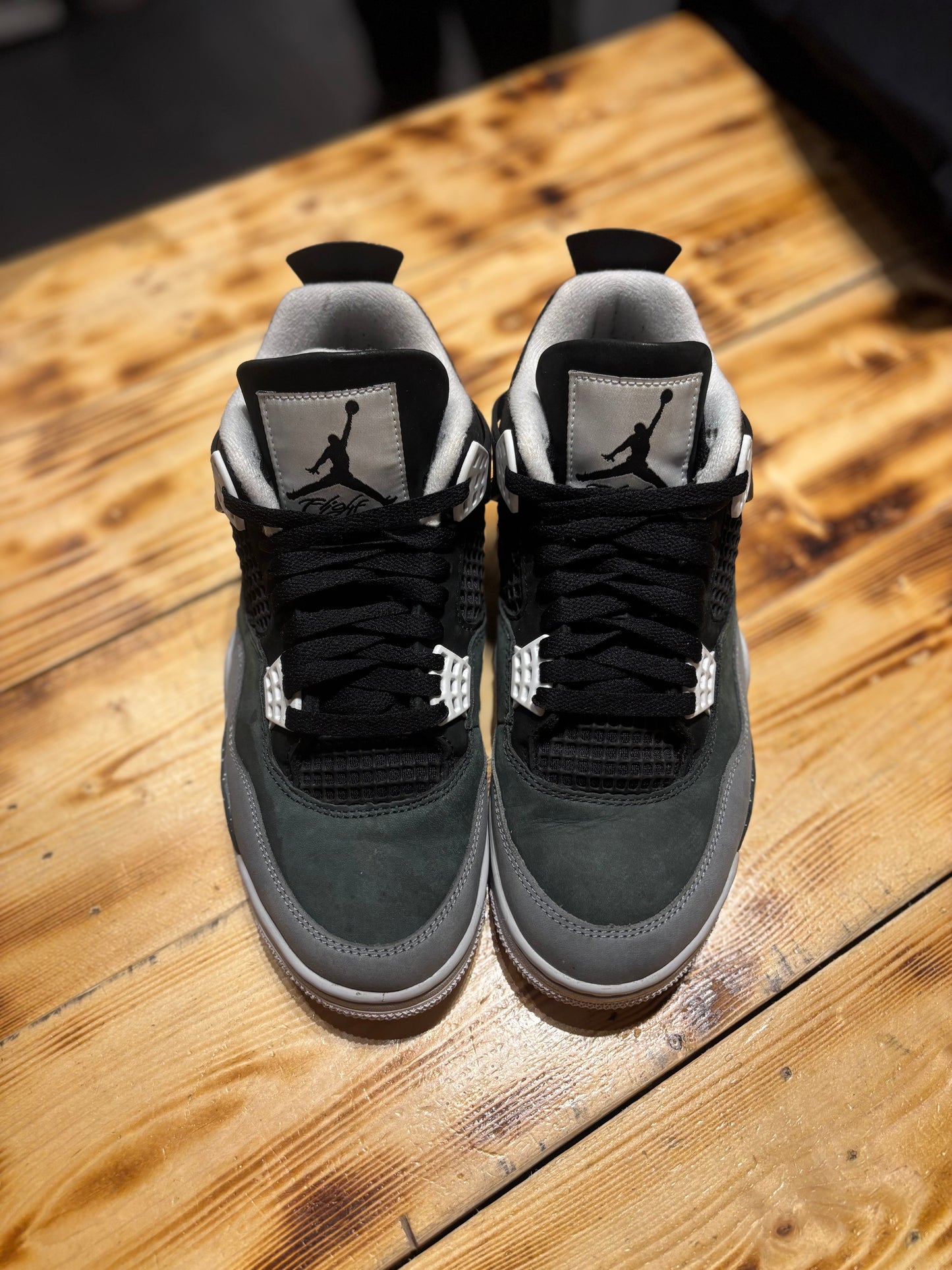 Jordan 4 fear/size 8.5