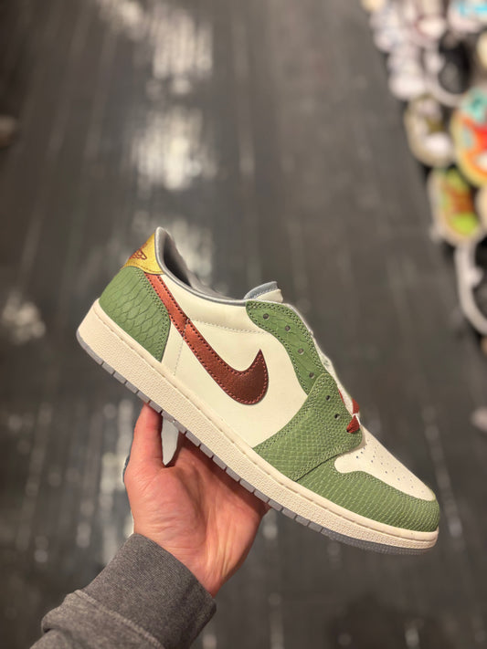 Jordan 1 low “year of dragon”