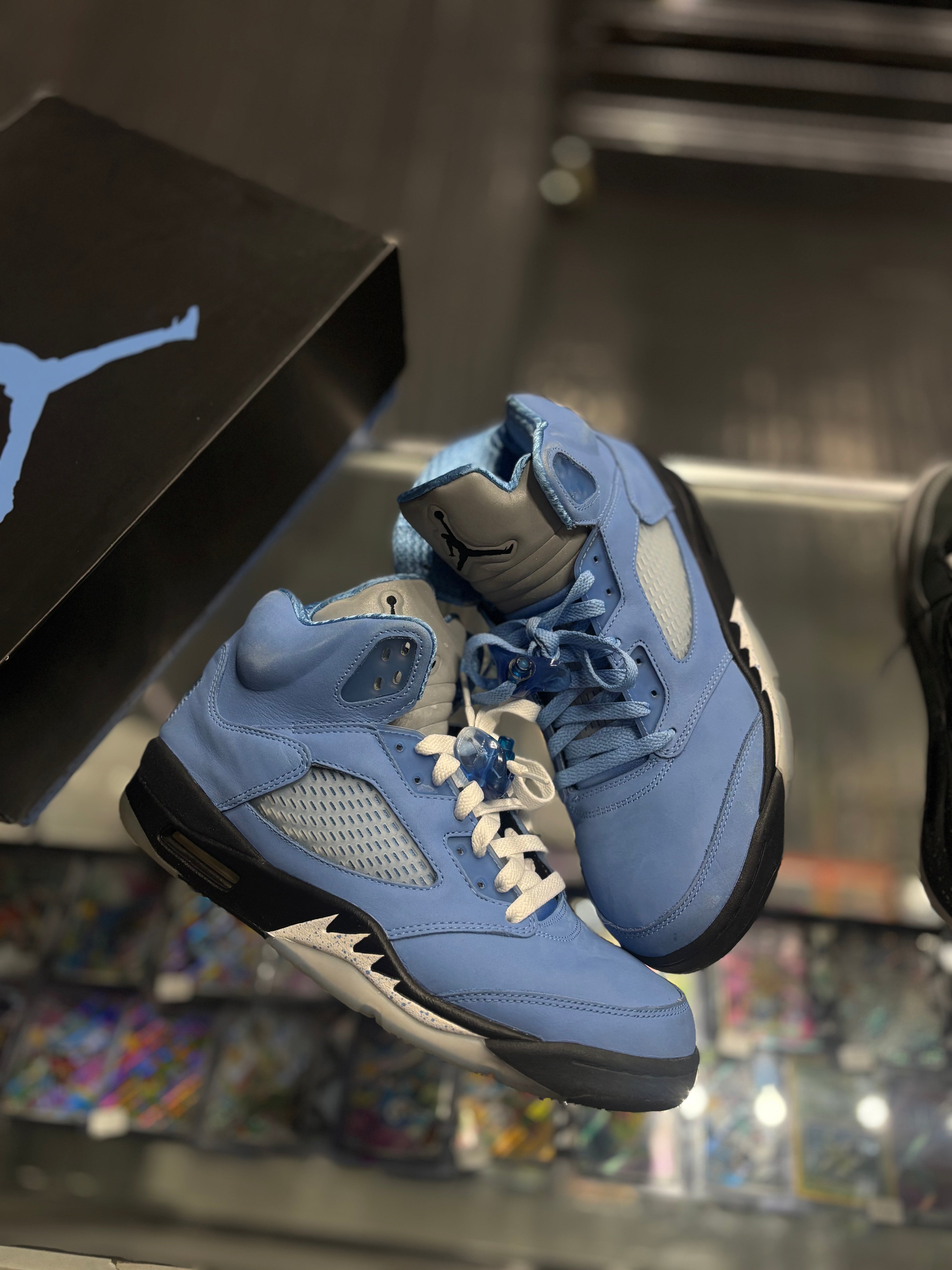 Jordan 5 “unc”/size 10.5