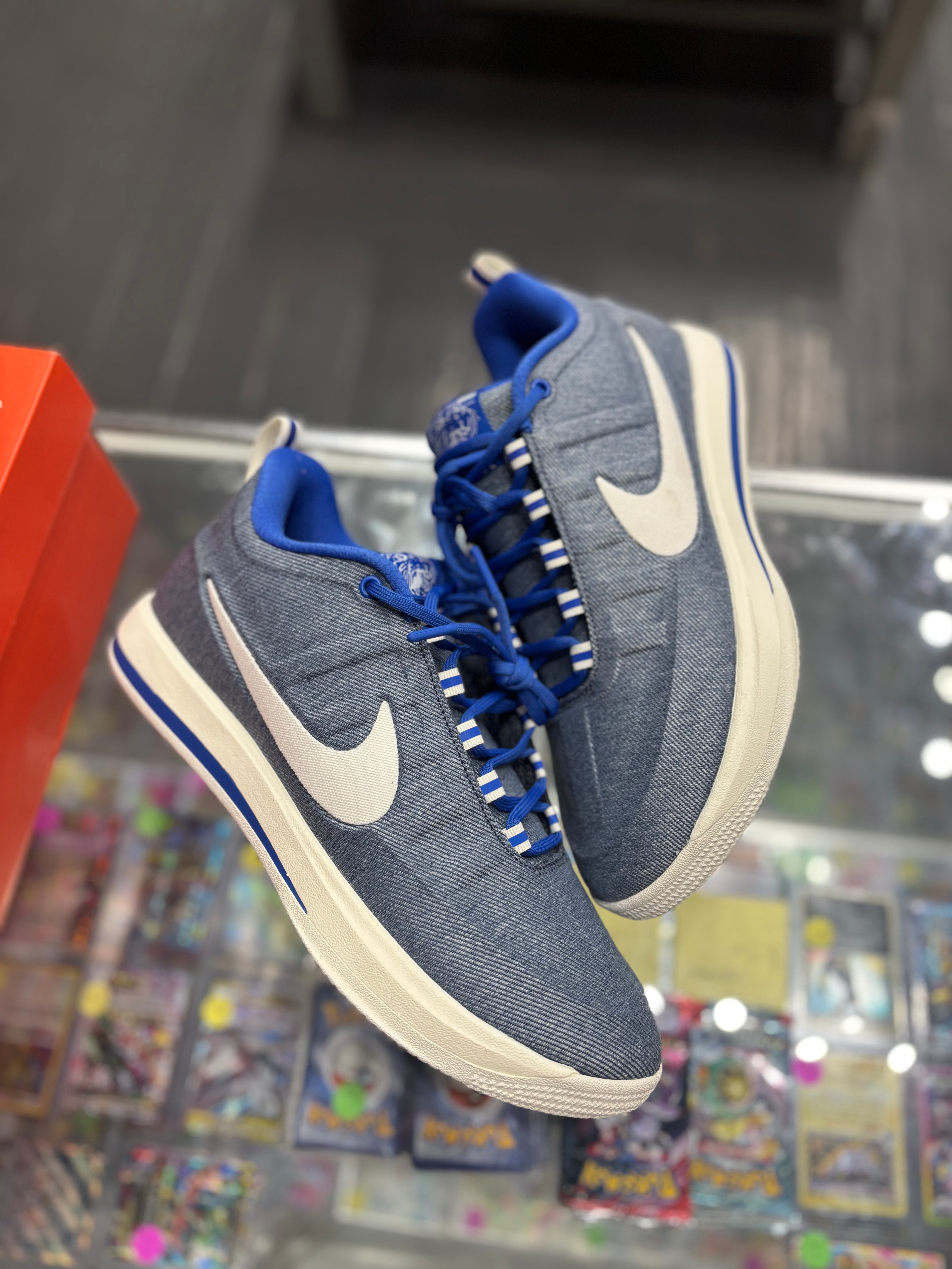 Nike book 2 “must be the denim”/size 11