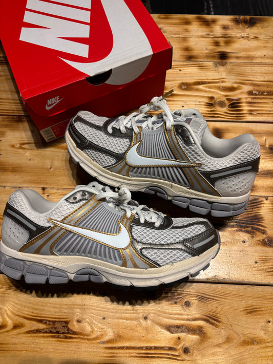 Nike vomero /size 9.5