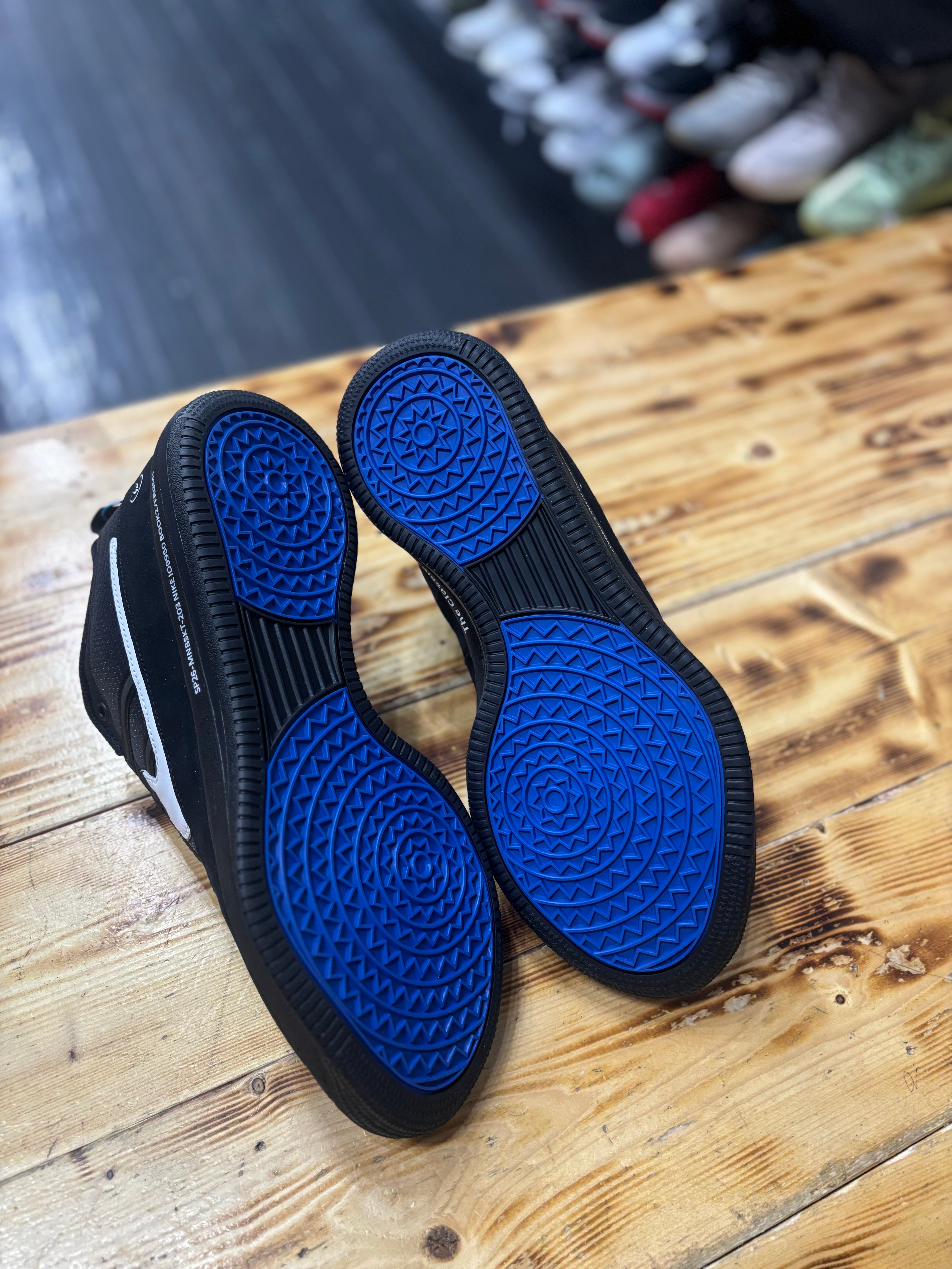 Nike book 2 “fragment”/size 11.5