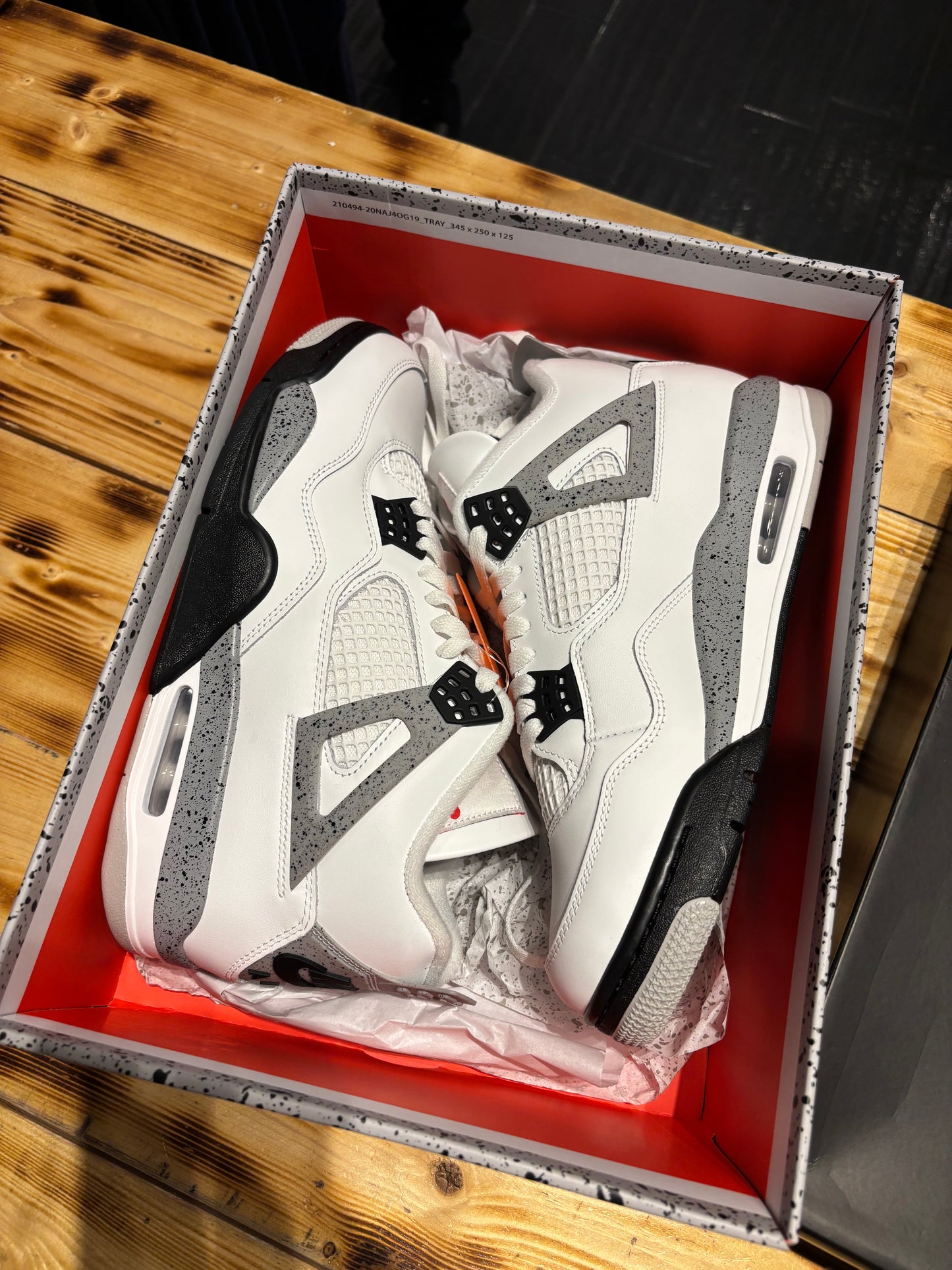 Jordan 4 white cement / size 10