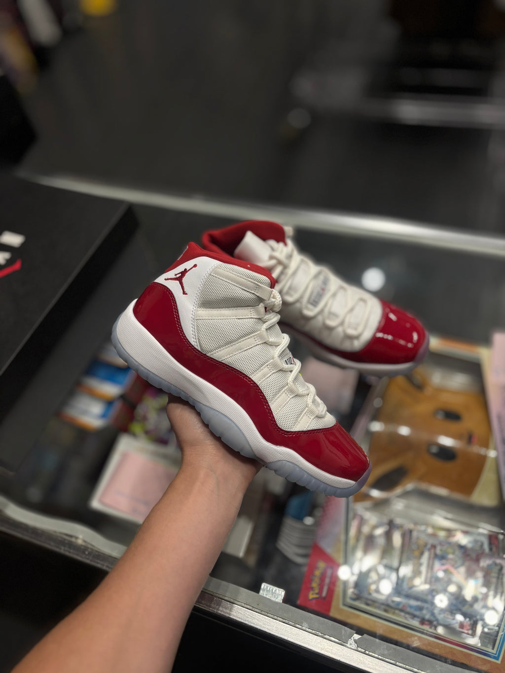Jordan 11 “cherry”/size 7y