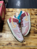 Nike dunk mid “strawberry milk”/size 12