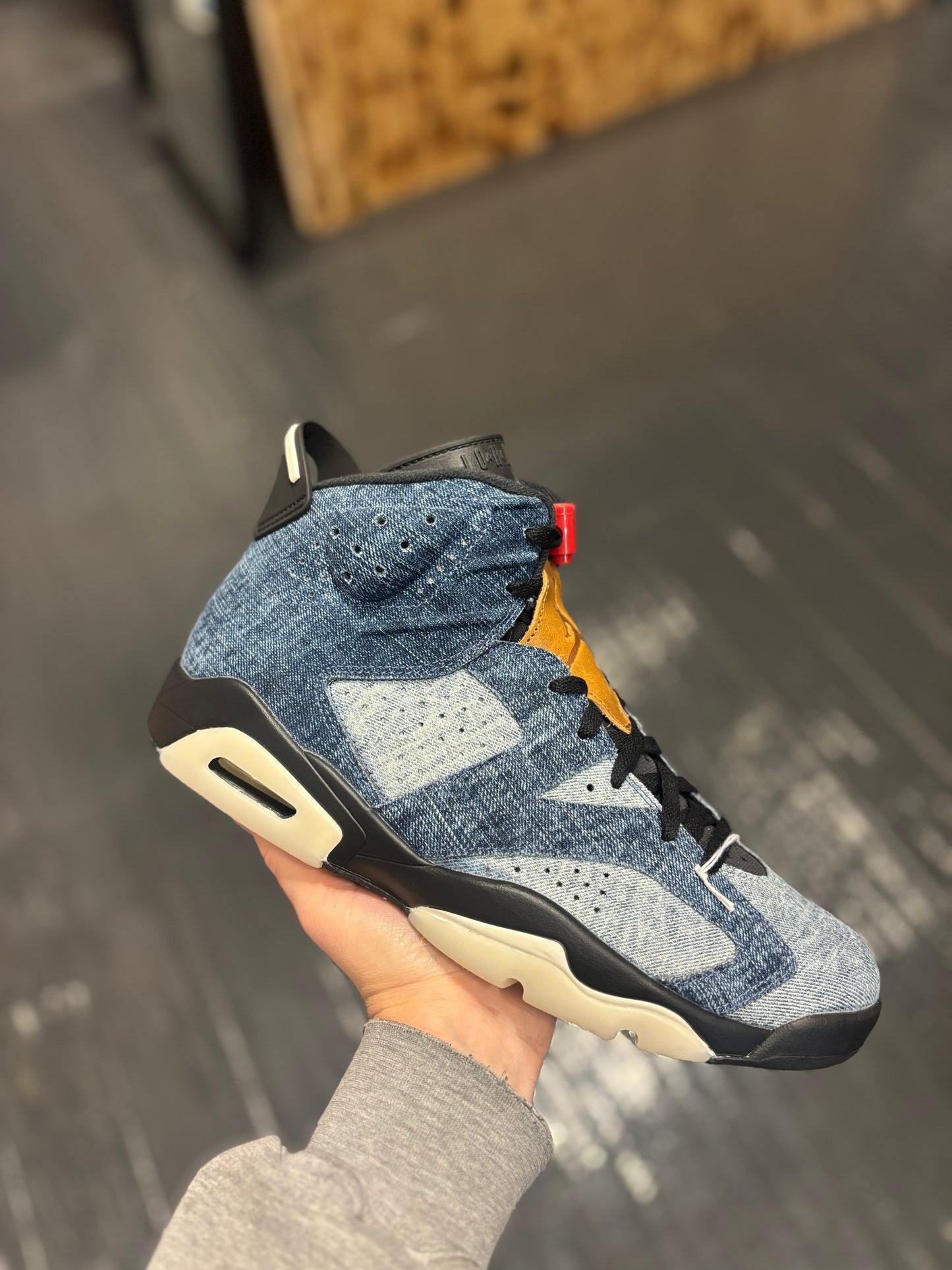 Jordan 6 “denim”