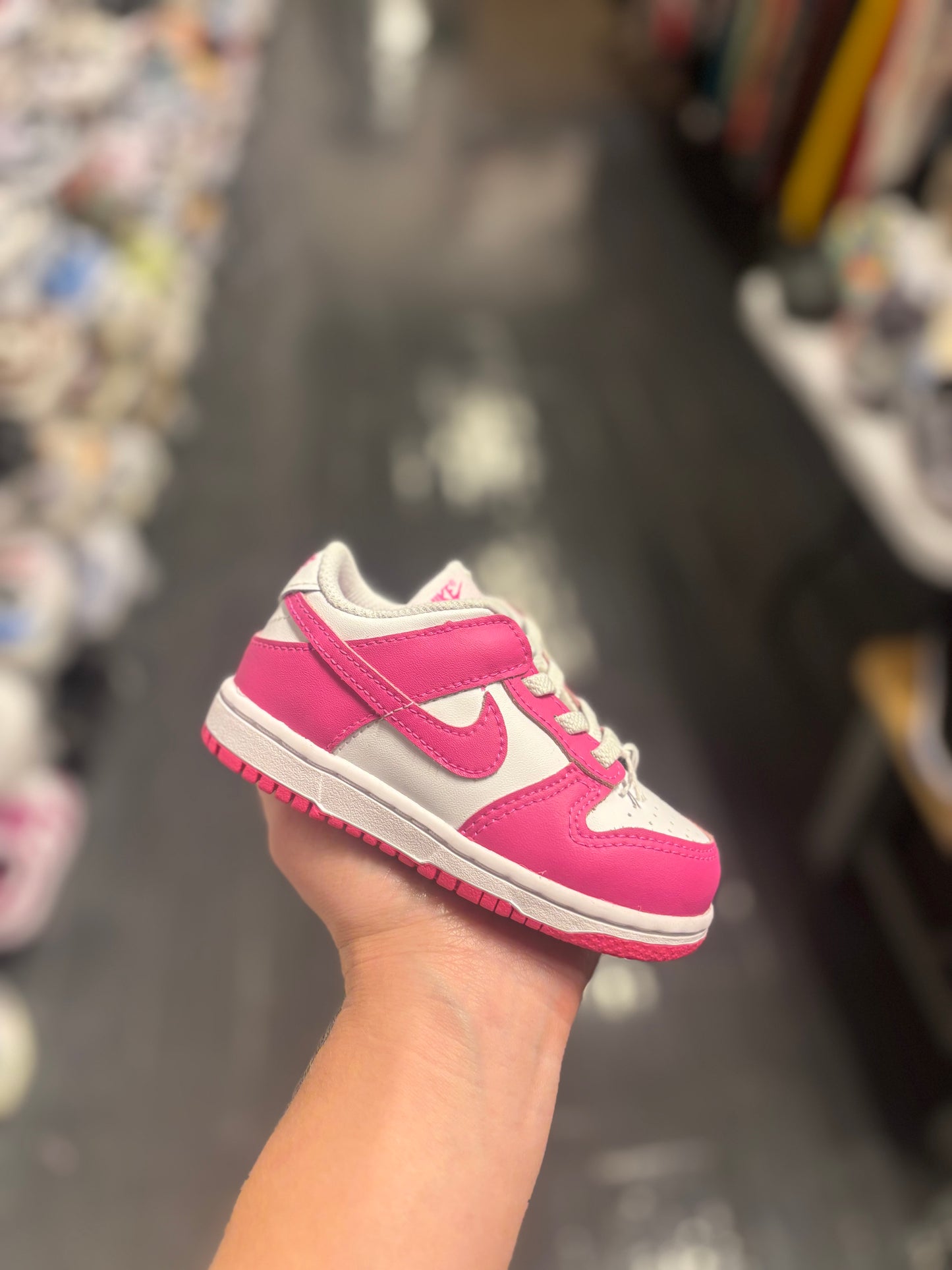 Nike dunk low pink