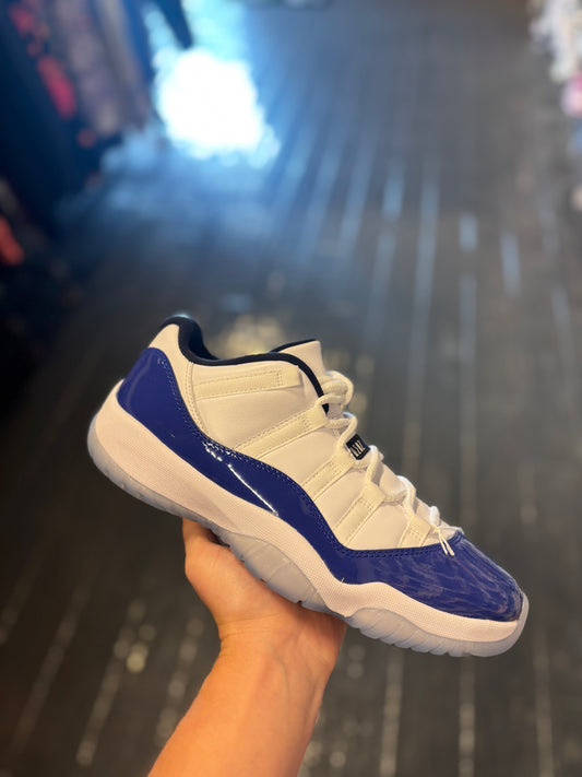 Jordan 11 low “white concord”
