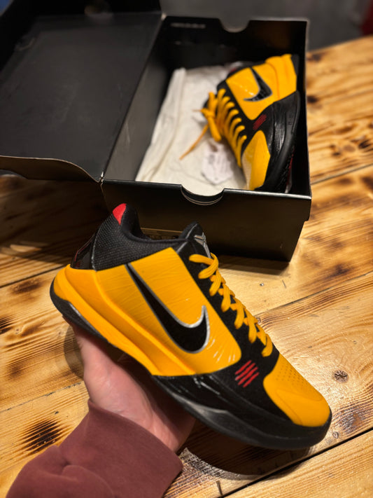 Kobe bruce lee /size 5