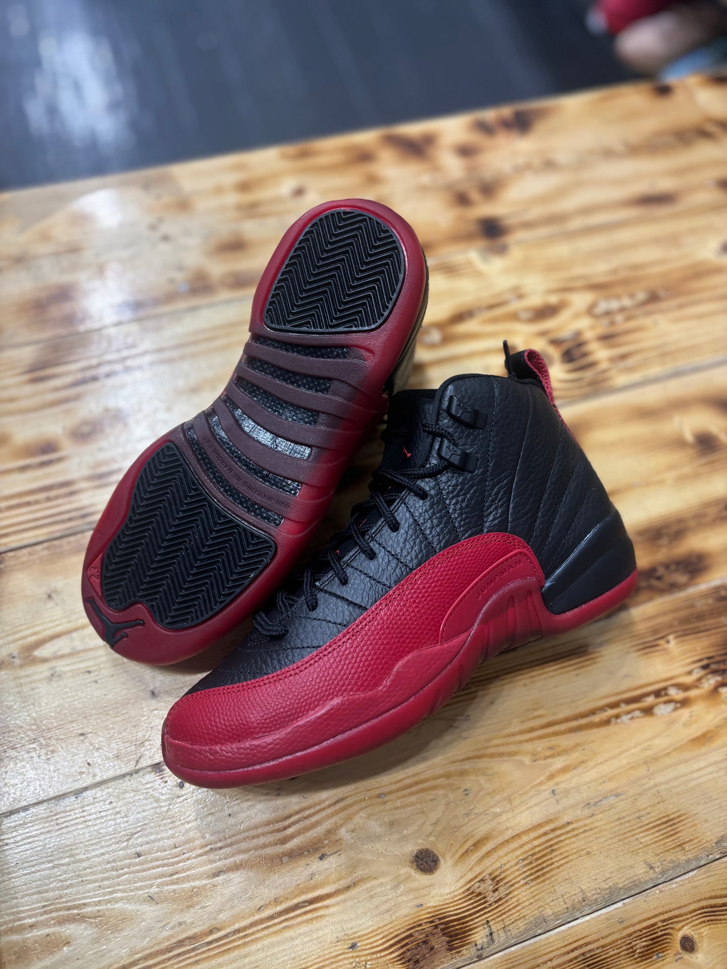Jordan 12 “flu game”/size 6y