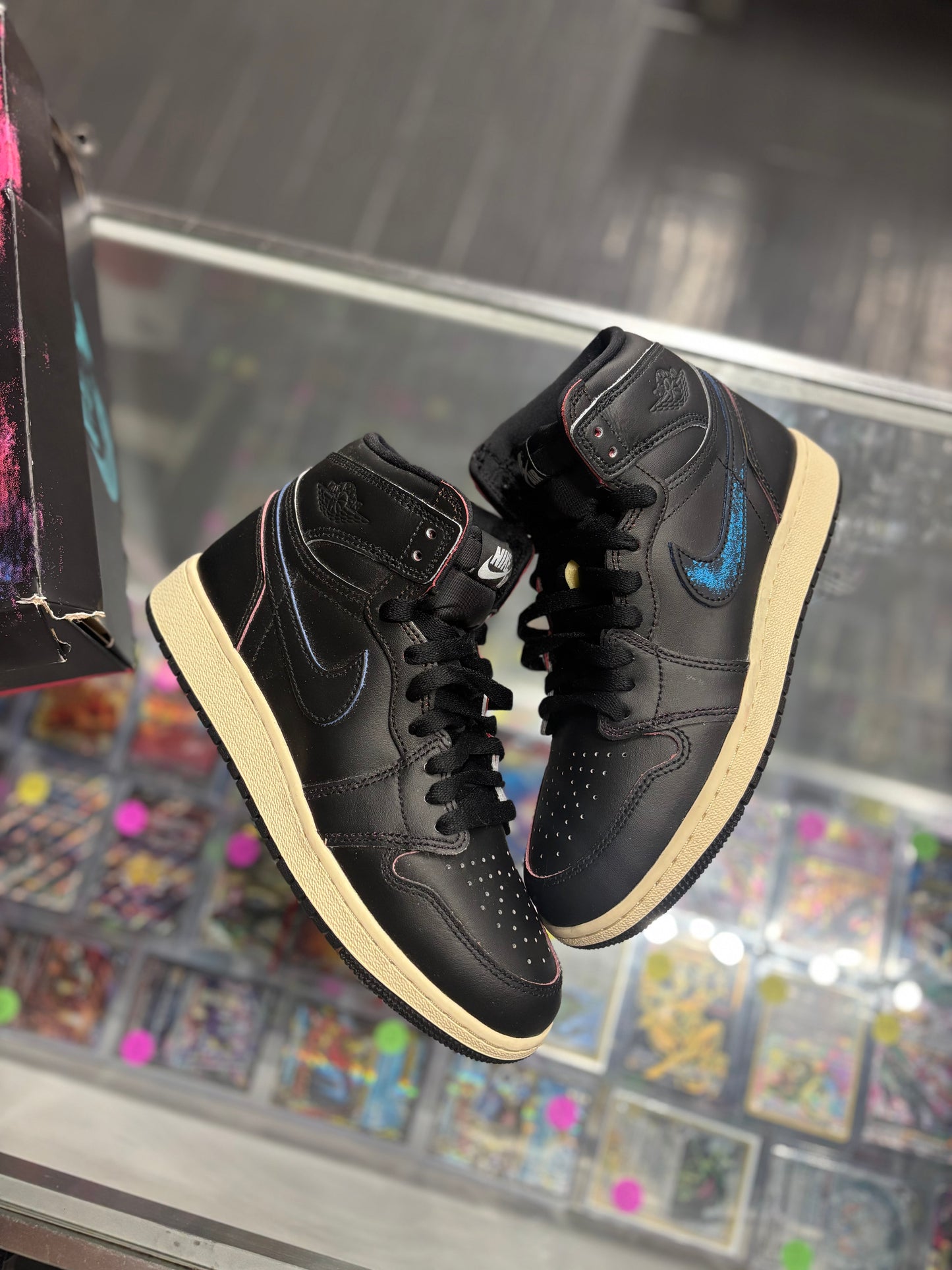 Jordan 1 “self expression”/size 5y(6.5w)