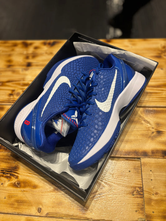 Kobe dodger/size 9.5