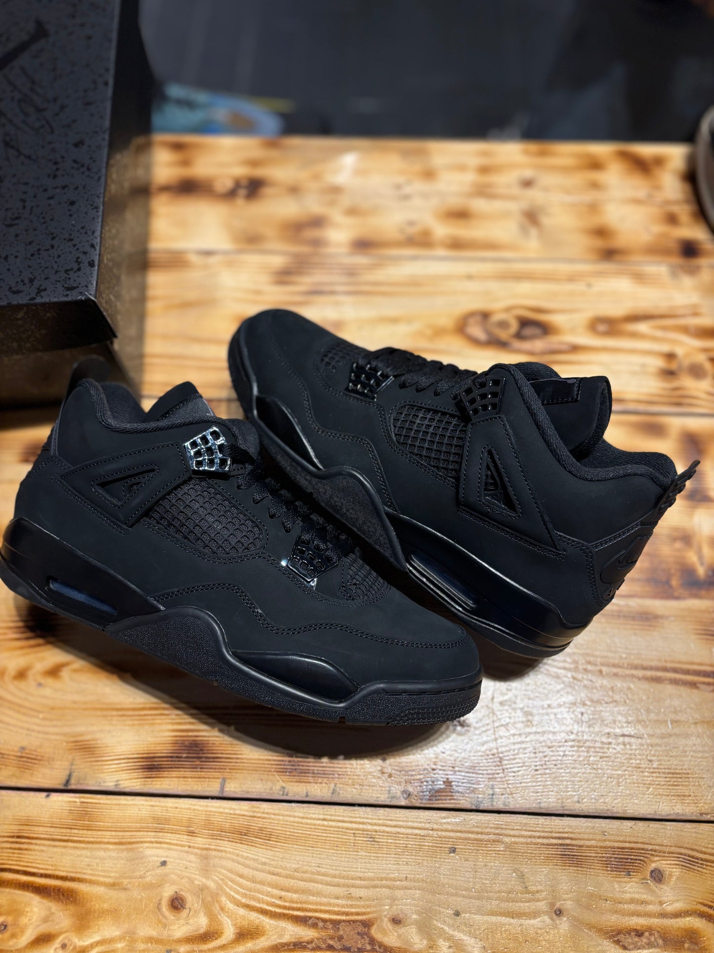 Jordan 4 black cat /size 11