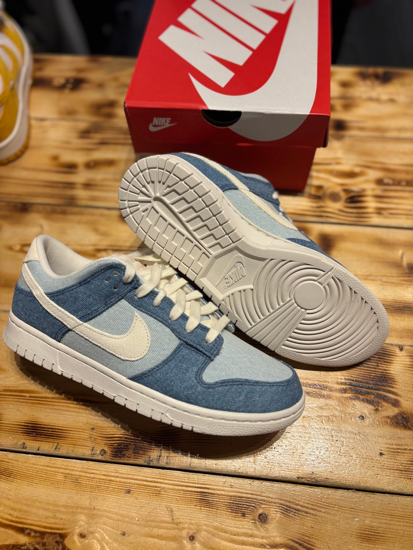 Nike dunk denim size 8.5,9,9.5