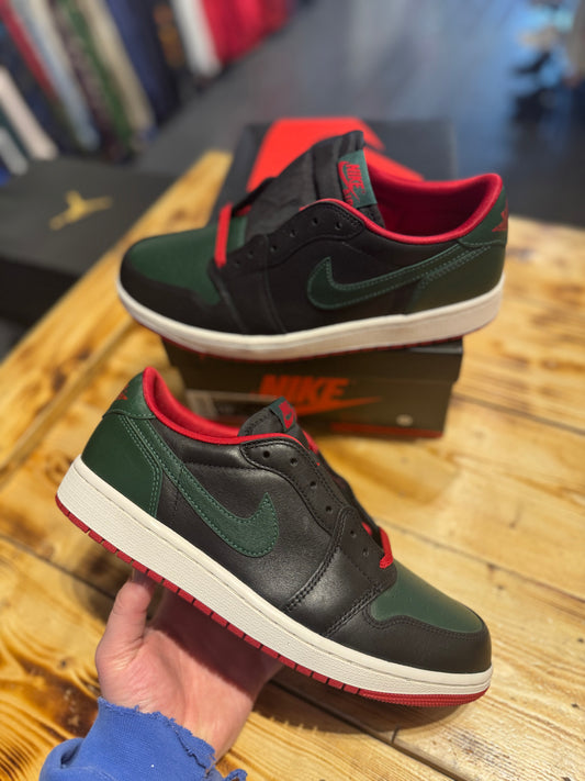 Jordan 1 low “gorge green varsity red” /size 9m