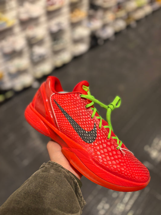 Nike Kobe reverse grinch