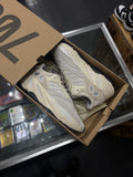 Yeezy 700 “analog”/size 13