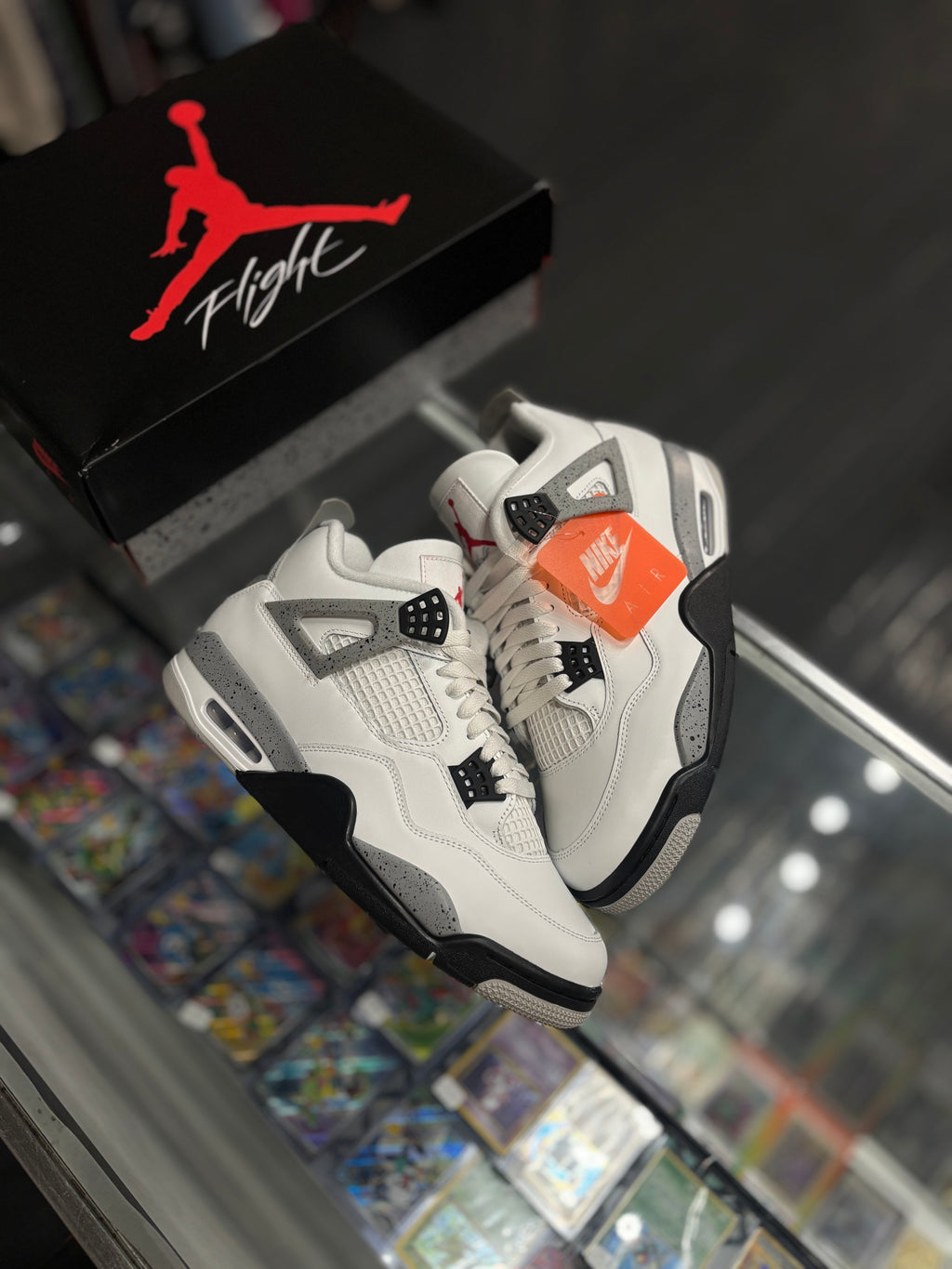 Jordan 4 “white cement”/size 10
