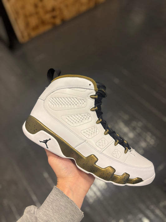 Jordan 9 “statue”