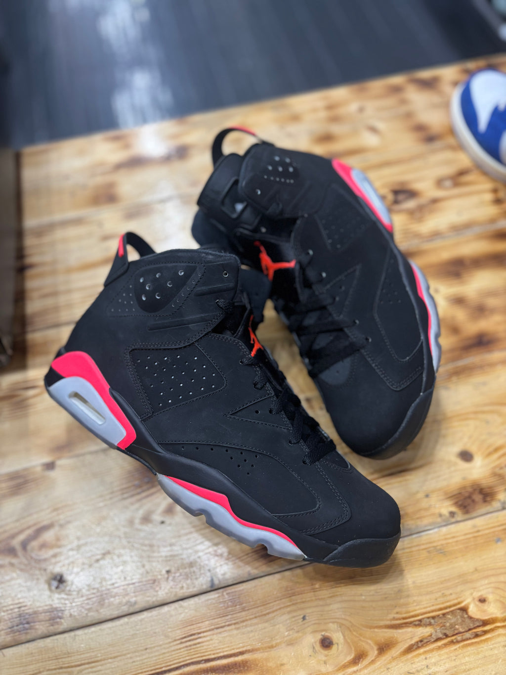 Jordan 6 “infrared”/size 12