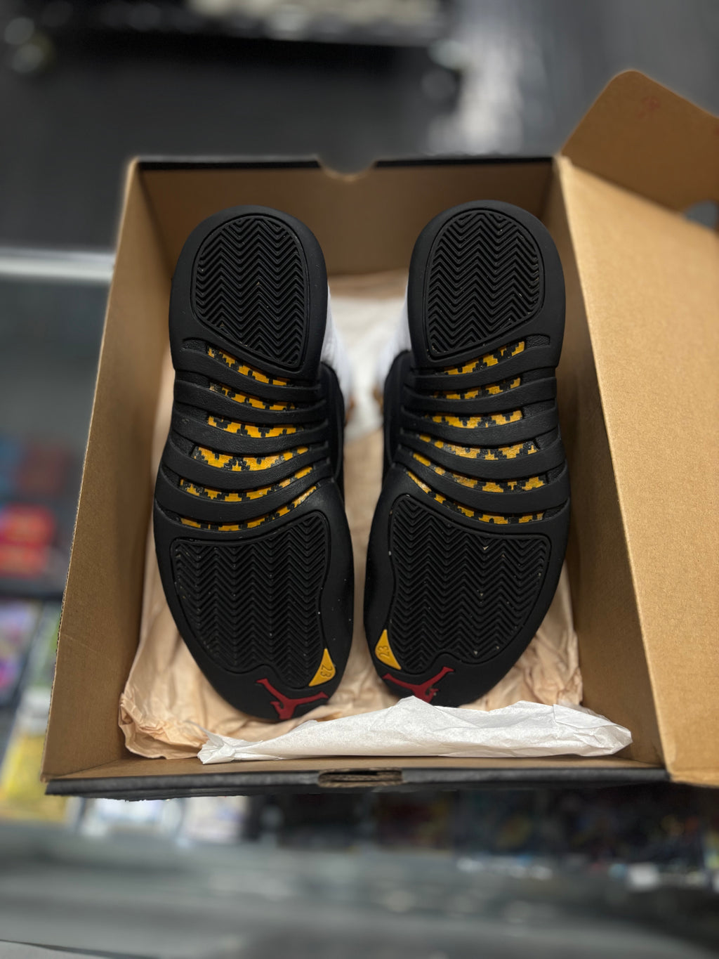 Jordan 12 “taxi”/size 8.5