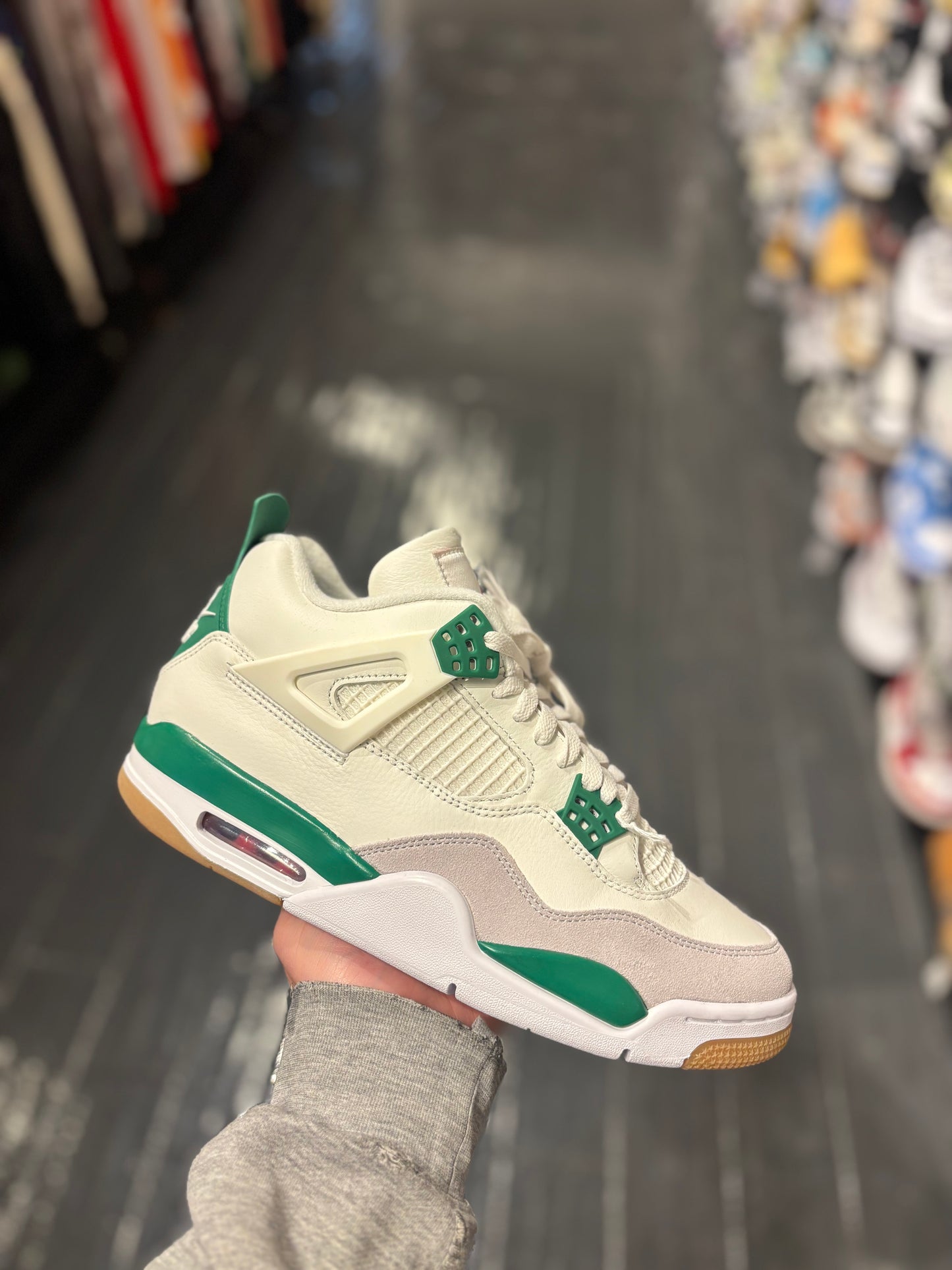 Jordan 4 sb pine green