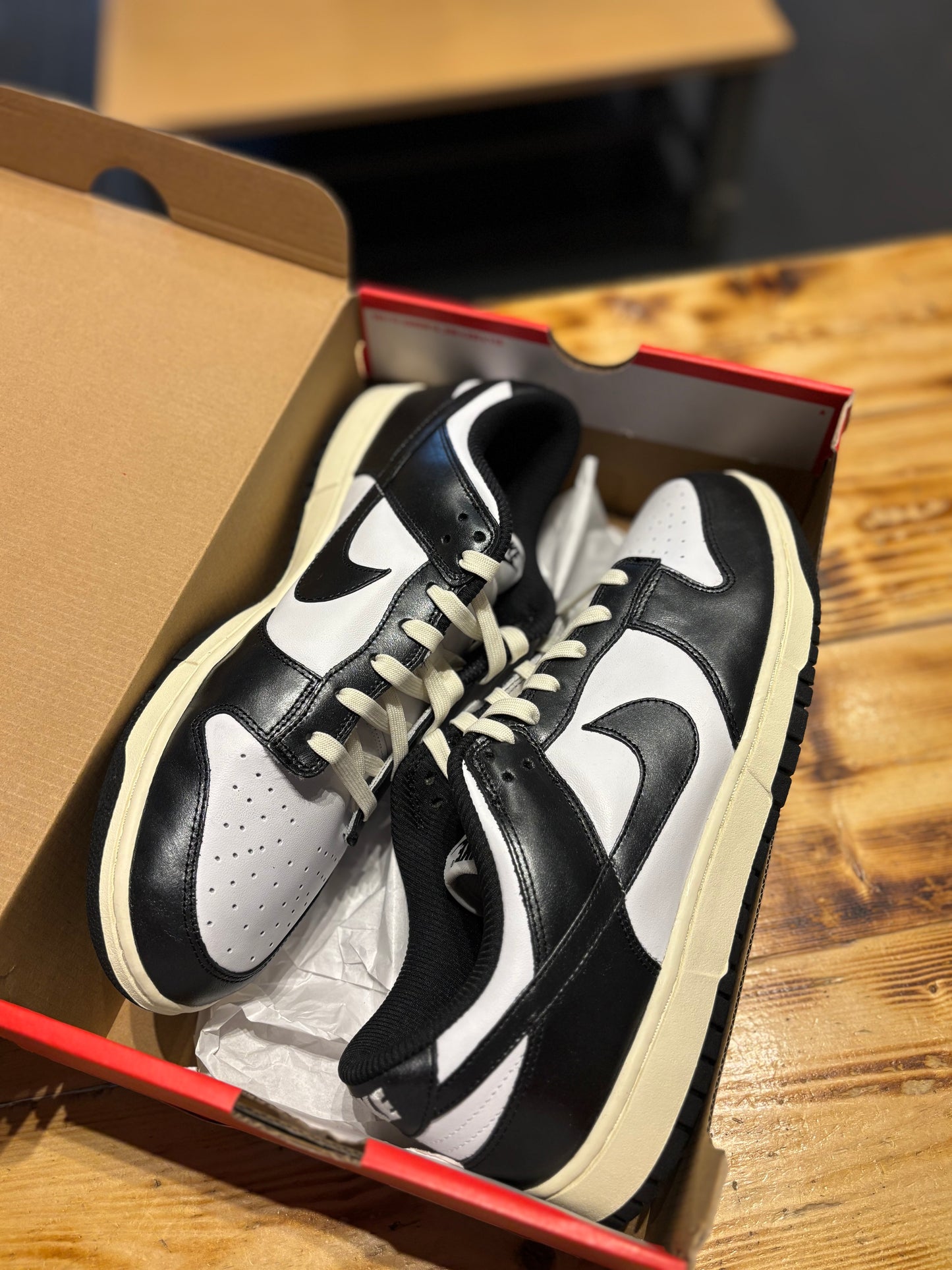 Nike dunk low “vintage panda”/size 12