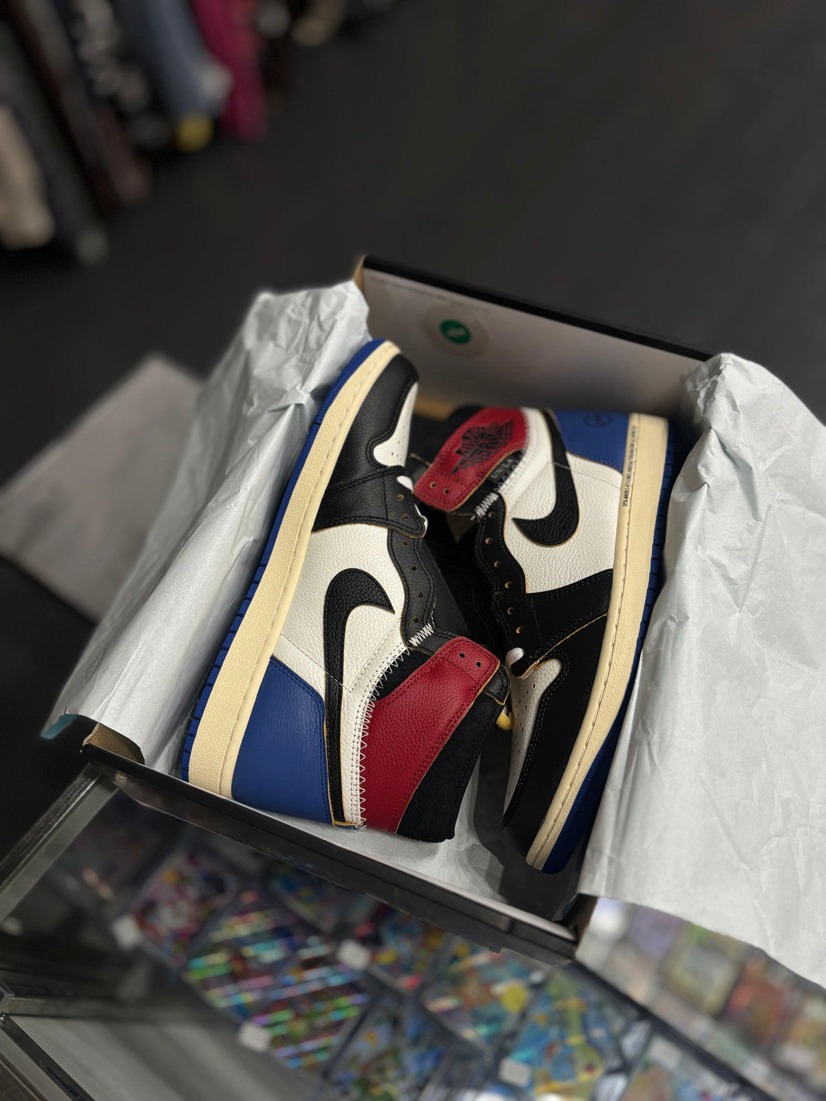 Jordan 1 fragment/union “la varsity red sport royal”/size 11