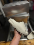 YZY YS-01 “CREAM”