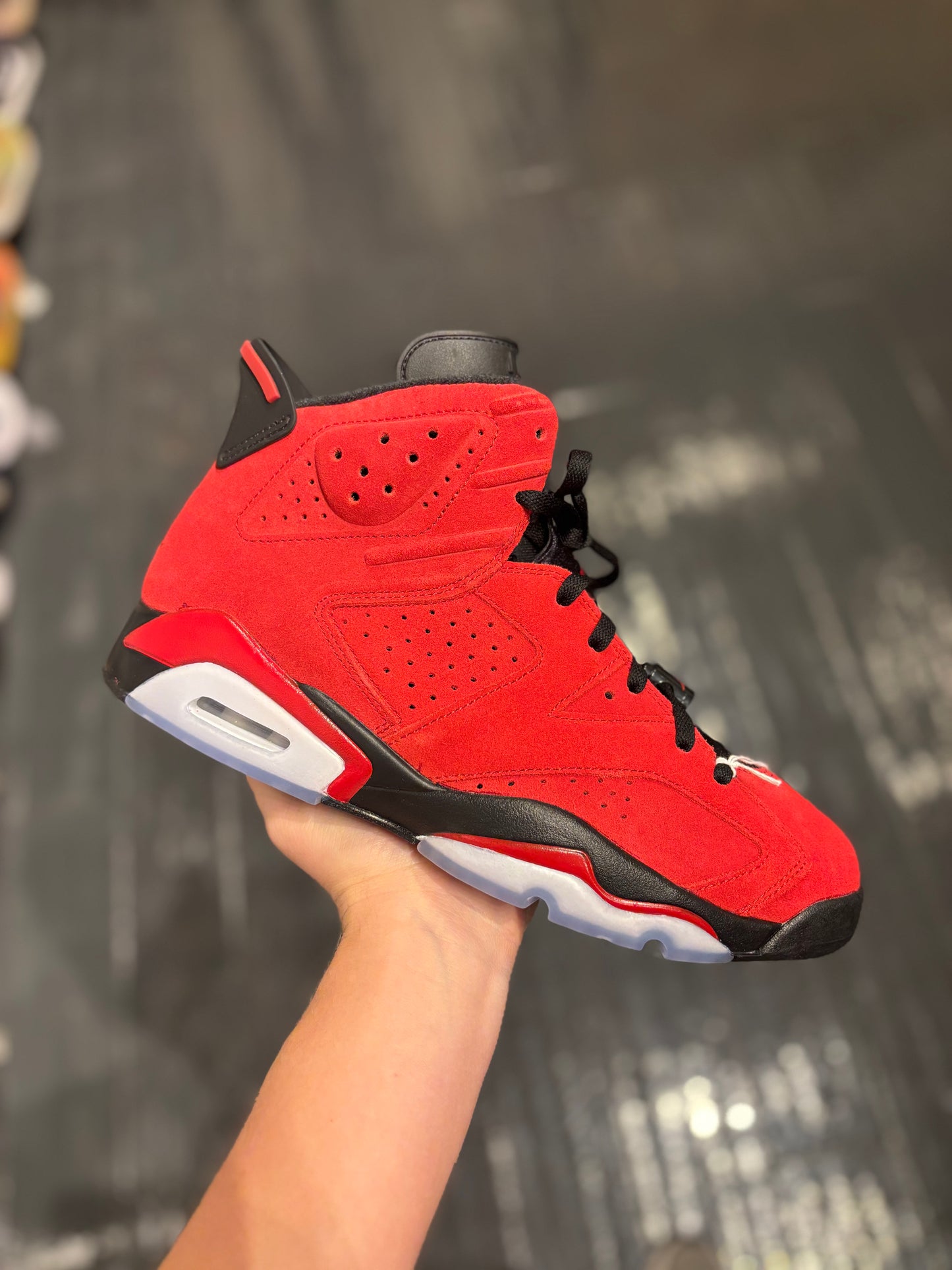 Jordan 6 “toro”