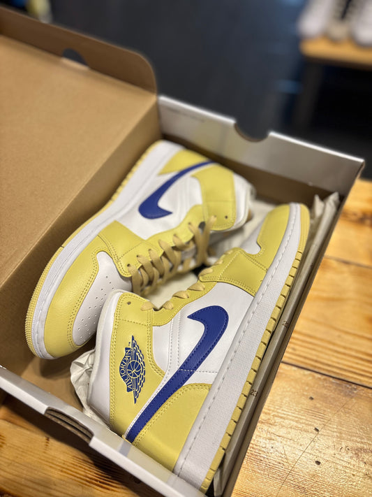 Jordan 1 mid “lemon wash”/size 10m(11.5w)