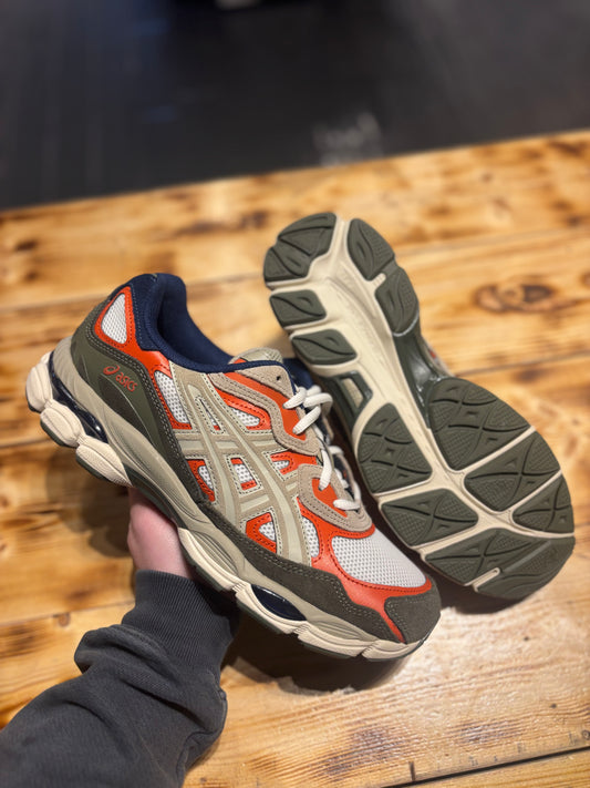 ASIC gel olive/orange -size 9.5