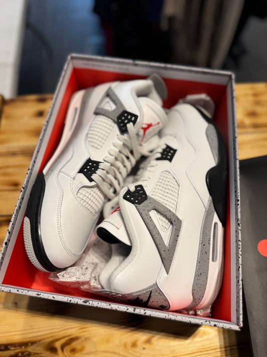 Jordan 4 “white cement”/size 14