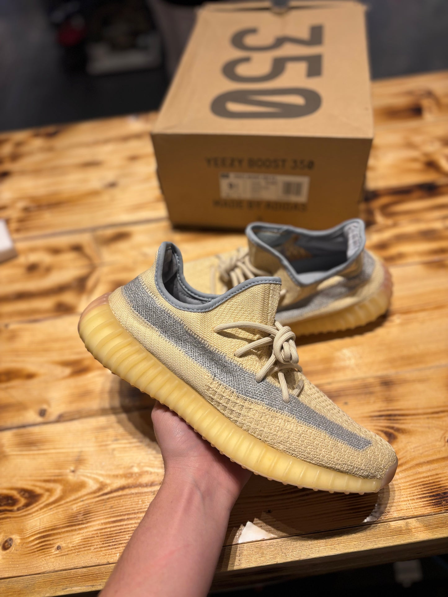 Yeezy 350 “linen”/size 9.5