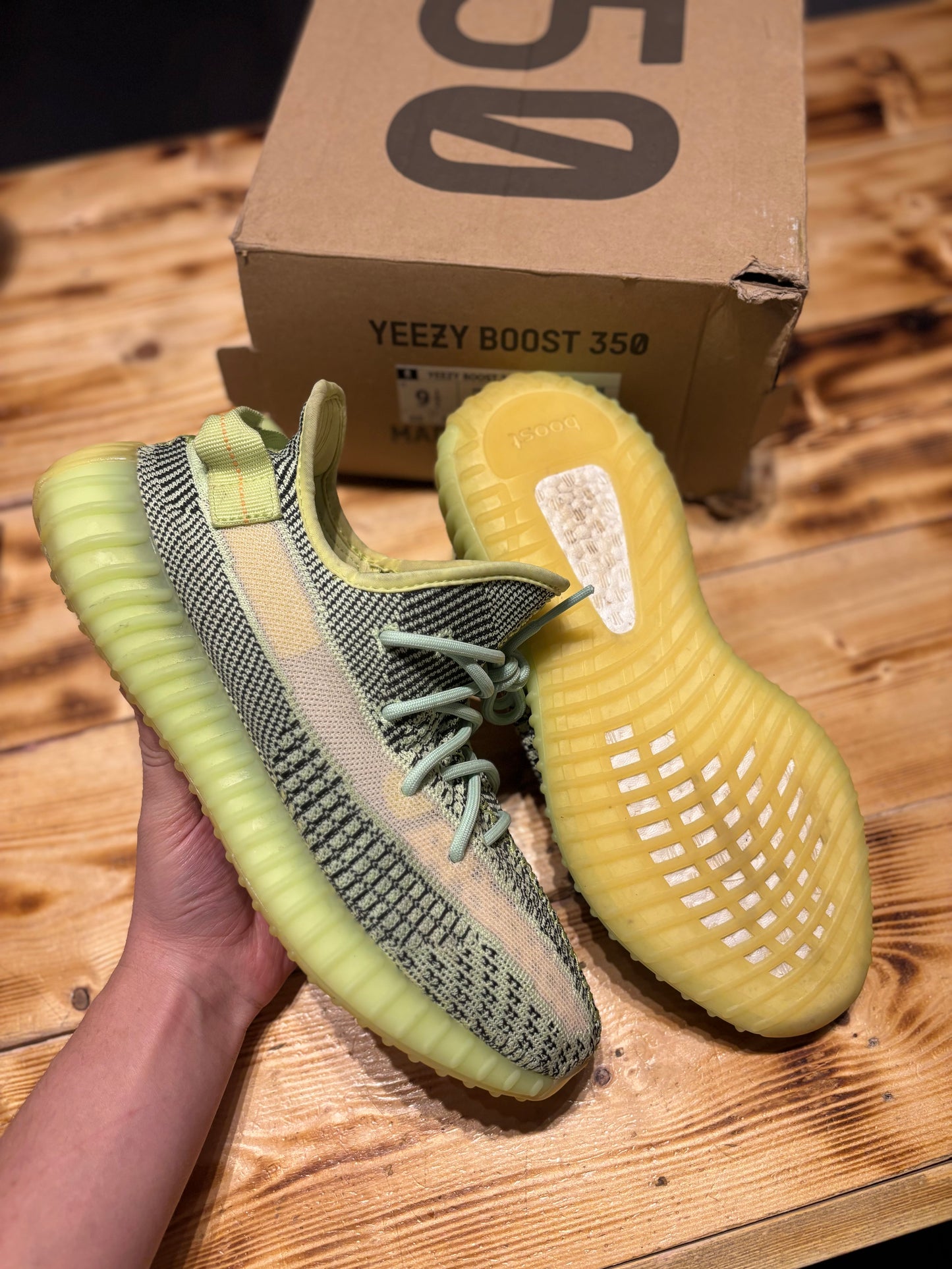 Yeezy 350 “yeezreel”/size 9.5