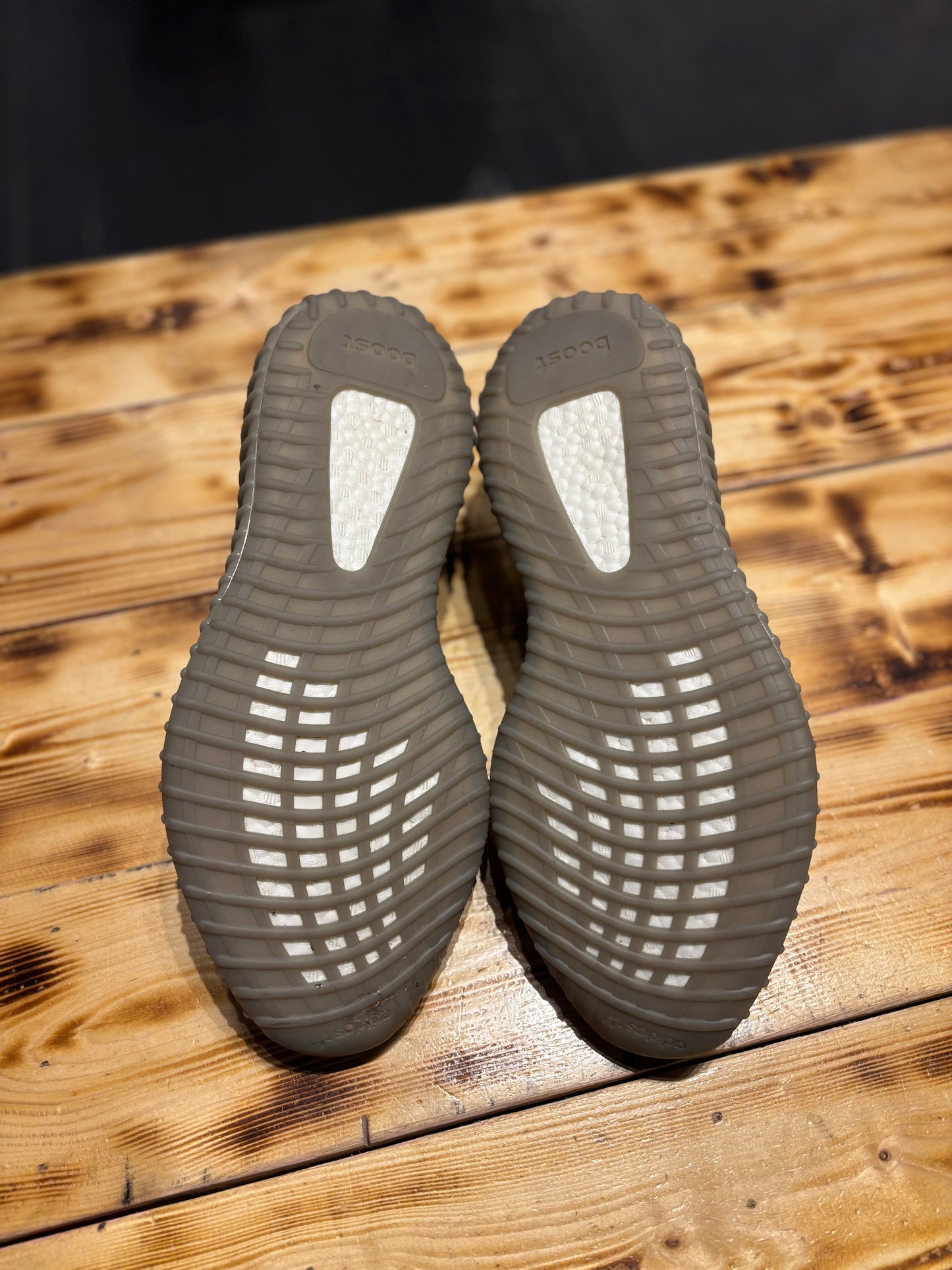 Yeezy 350 beluga /size 14