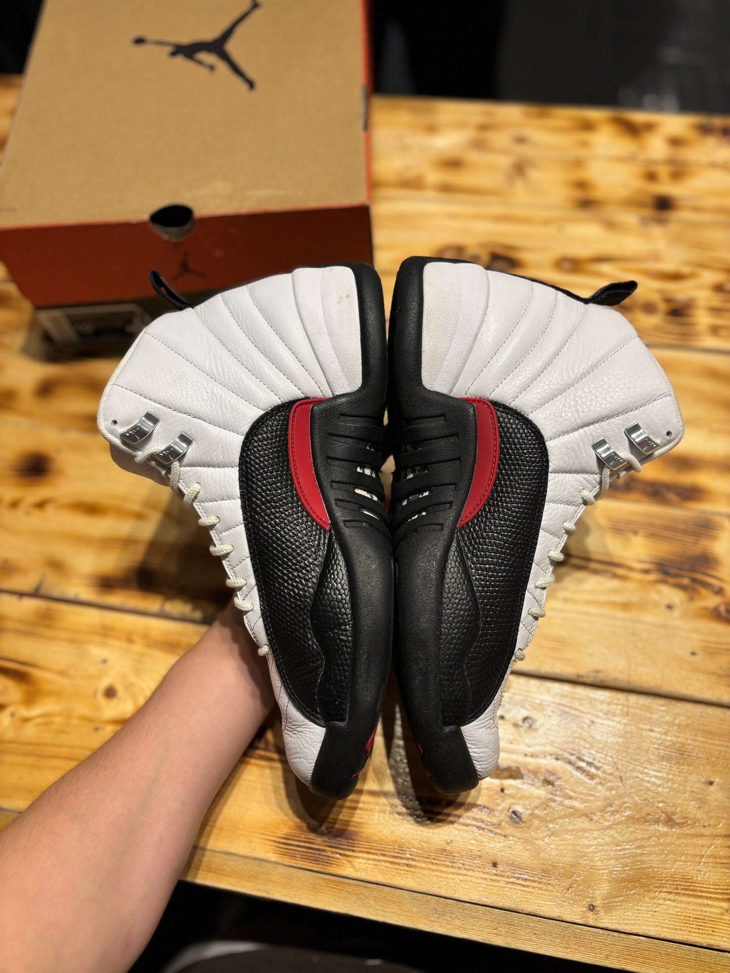 Jordan 12 /size 10.5