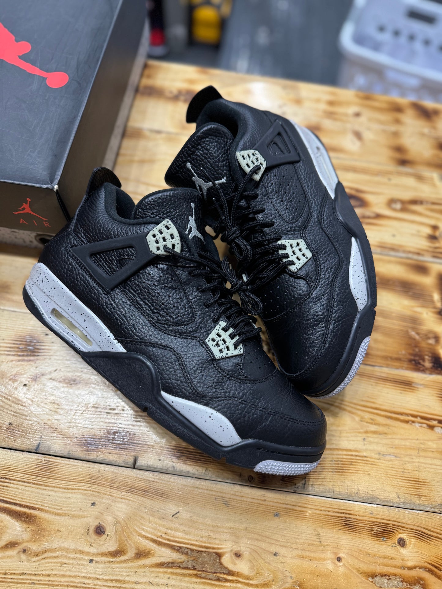 Jordan 4 “Oreo”/size 13