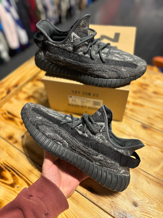 Yeezy 350 size 11