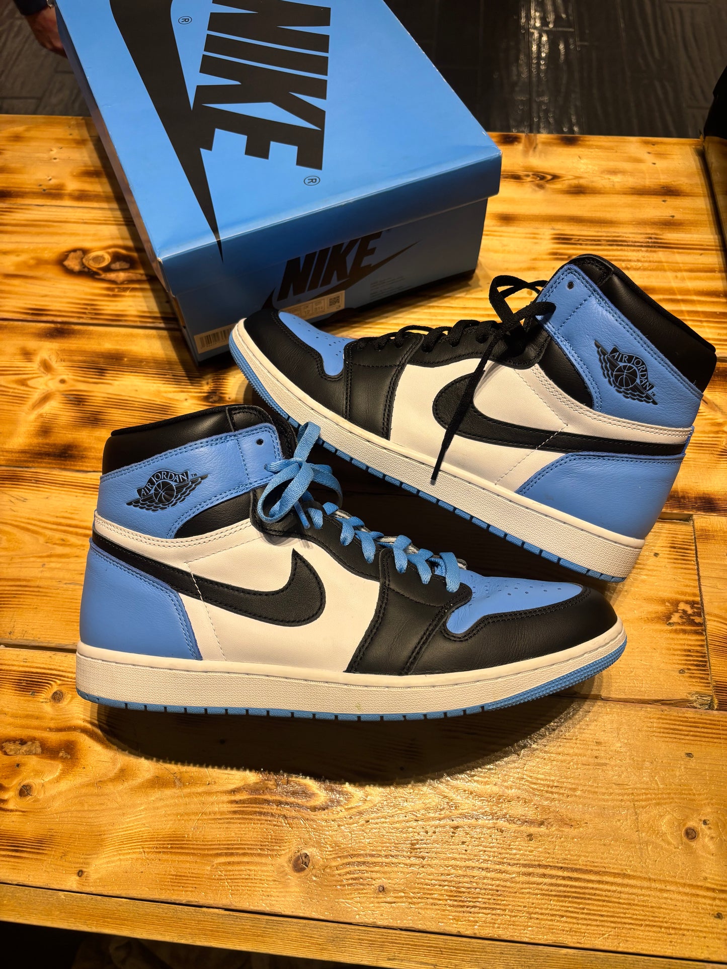 Jordan 1 unc toe/size 13