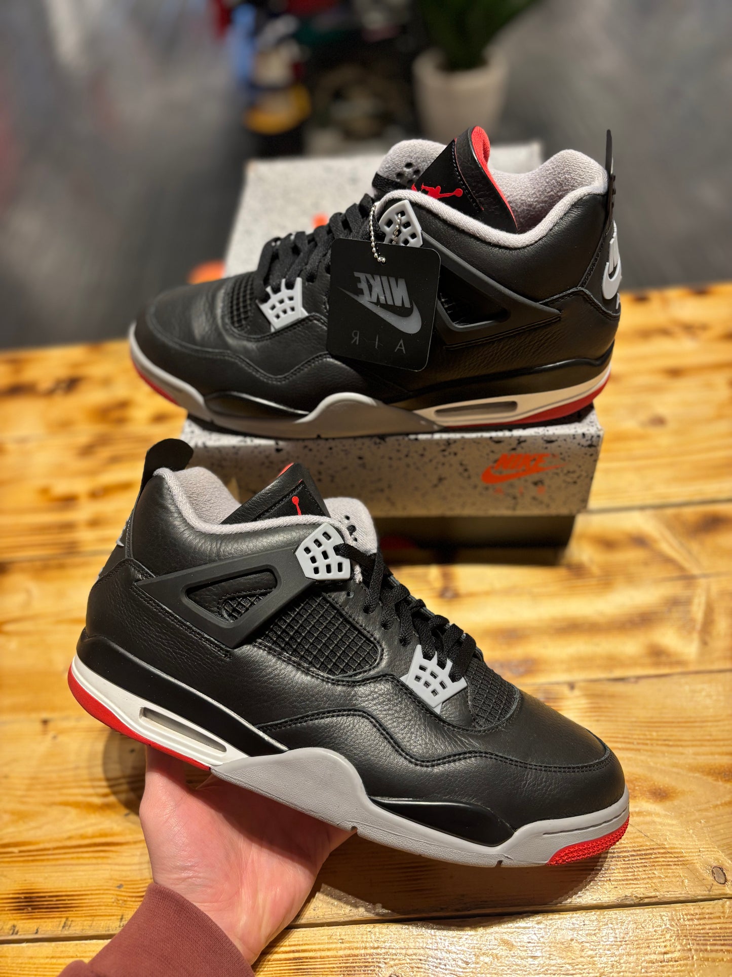 Jordan 4 bred reimagined /size 14
