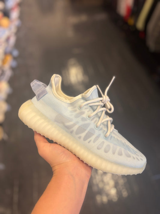 Yeezy 350 mono ice