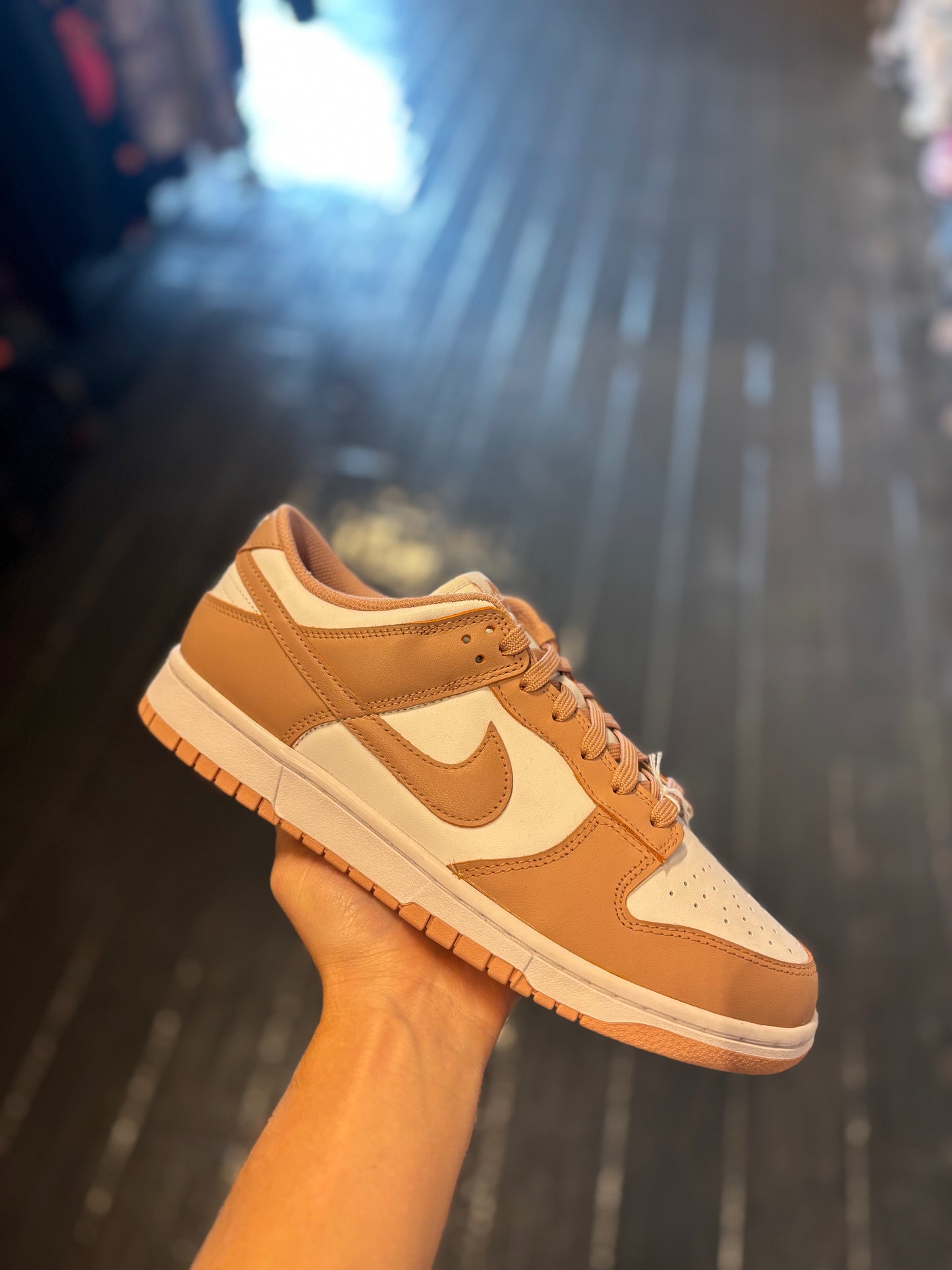 Nike dunk low rose whisper