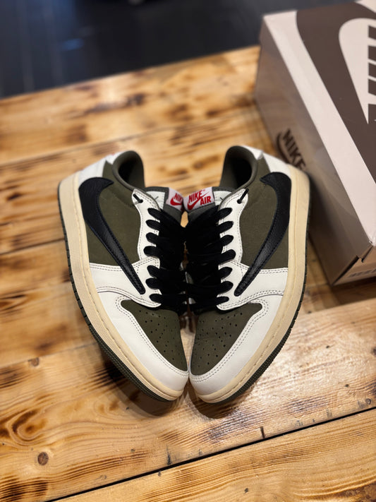 Jordan 1 low travis Scott olive