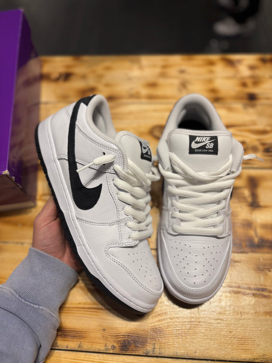 Nike sb dunk low white/black