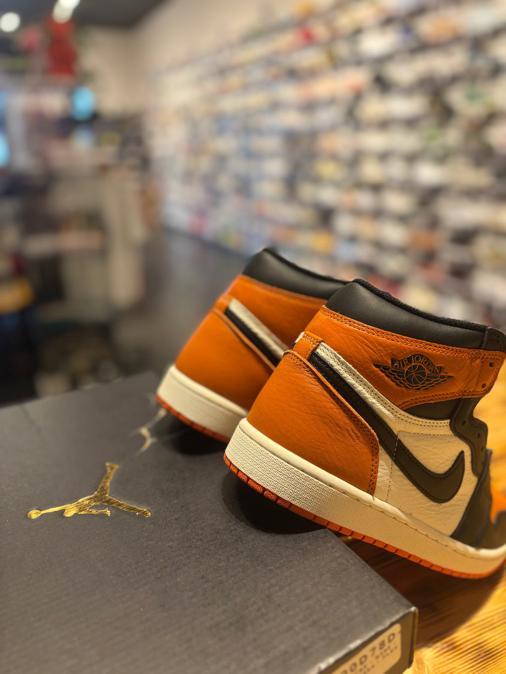 Jordan 1 high “shattered backboard”