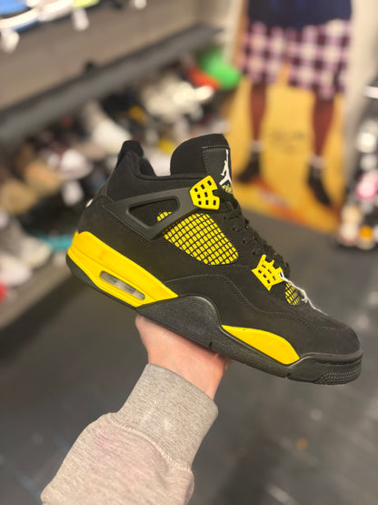 Jordan 4 thunder