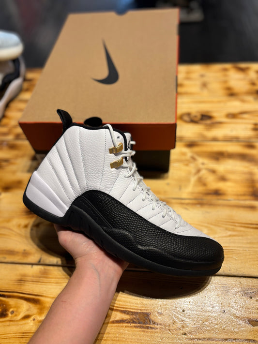 Jordan 12 taxi