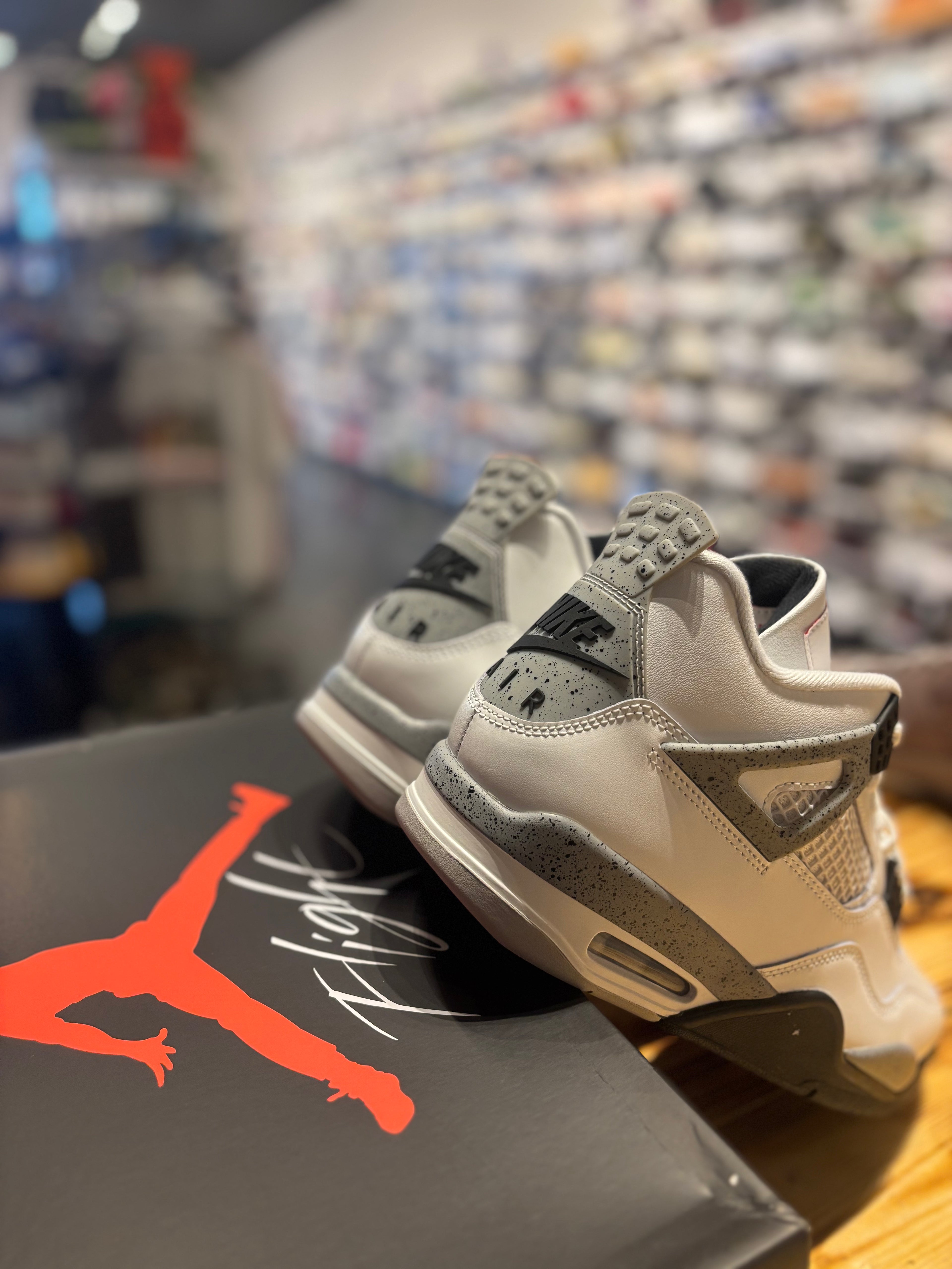 Jordan 4 “white cement”