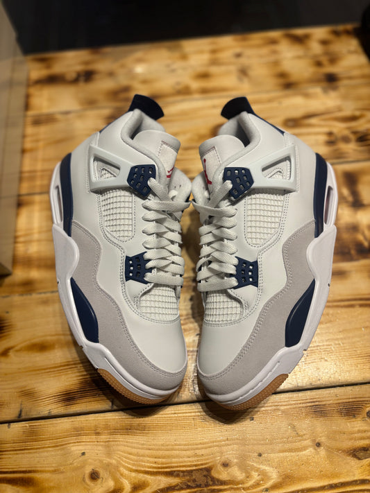 Jordan 4 sb navy